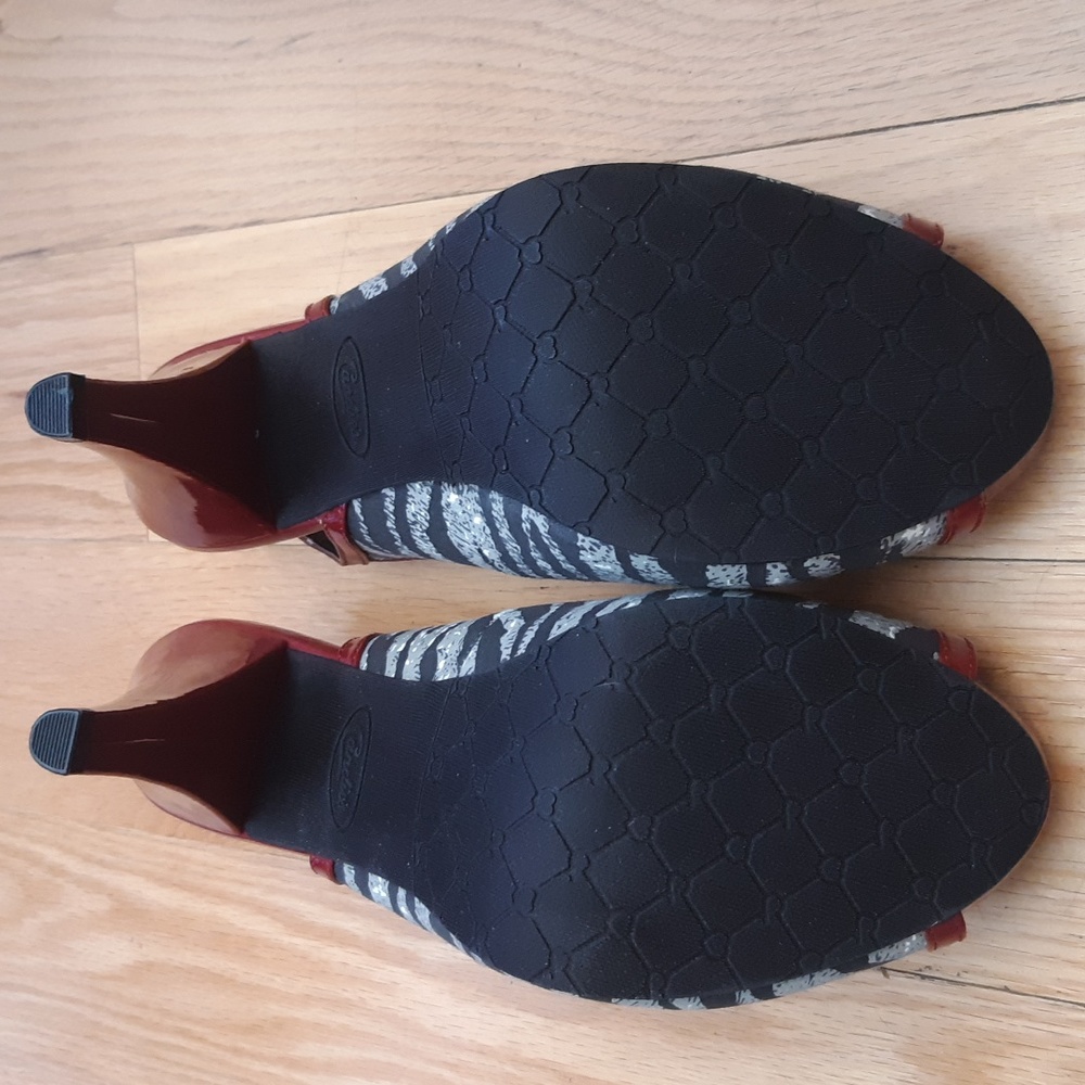 Candie’s Zebra Print Heels, New - Picture 3 of 6